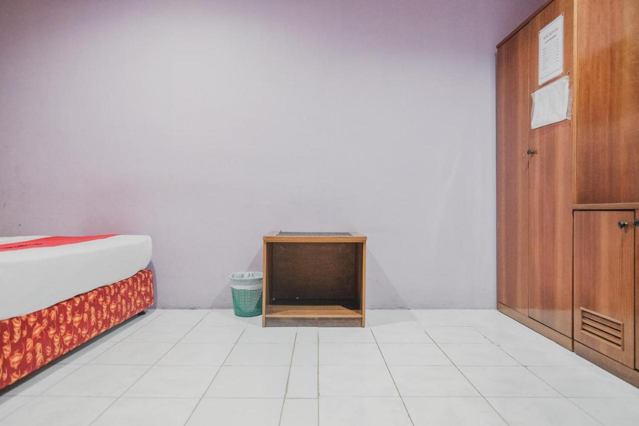 เรดดอร์ซ เนียร์ นาโกยาฮิลล์ มอลล์ บาตัม 5 Hotel Batam ภายนอก รูปภาพ